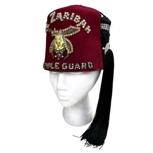 Vintage Blumbery Bros El Zaribah Masonic Temple Guard Shriner Fez Hat Rhinestone